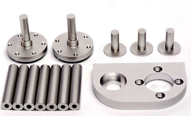 Pièces métalliques fabriquées à la CNC pour machines Dureté HRC21-22 Pour supérieure