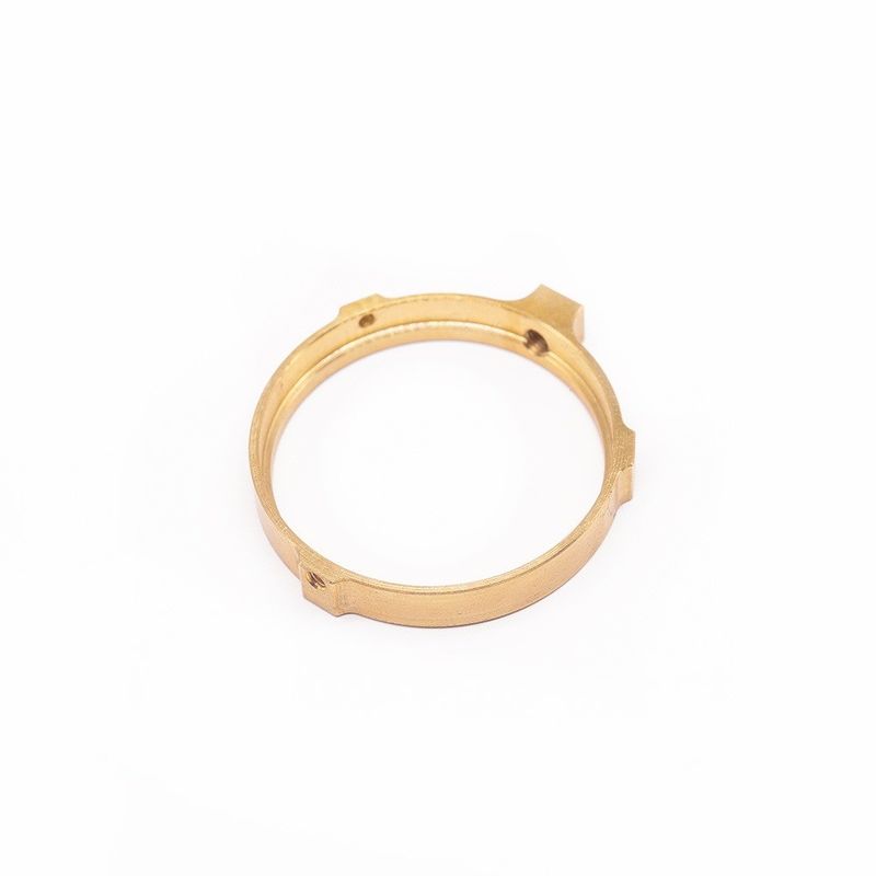 Fabricant professionnel Anneaux en laiton CNC personnalisés Utilisations de montres de précision OEM Fraisage CNC Fil de laine féminin Anneaux en laiton